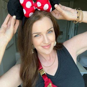 Meet your Posher, Melissa